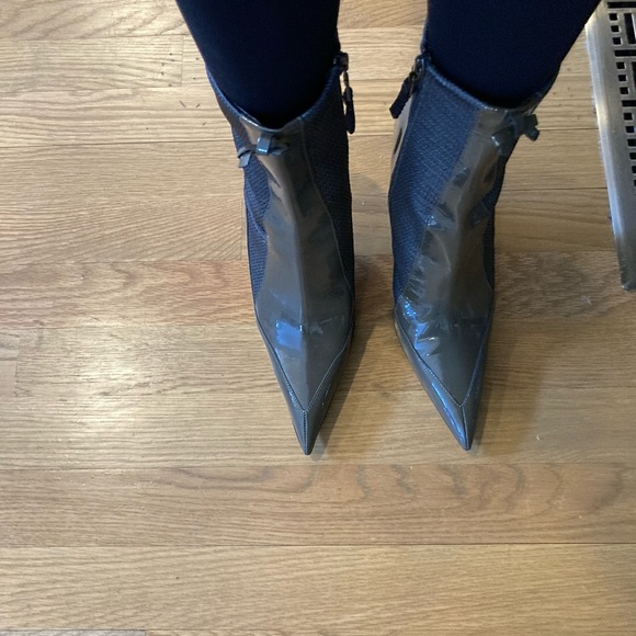 PRADA Athracite patent and mesh pointy toe booties with sleek, sexy heels NWT 7 - Picture 12 of 13